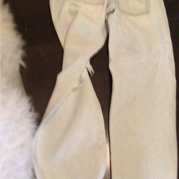 SALE ! Free People distressed jeans - Picture 5 of 9